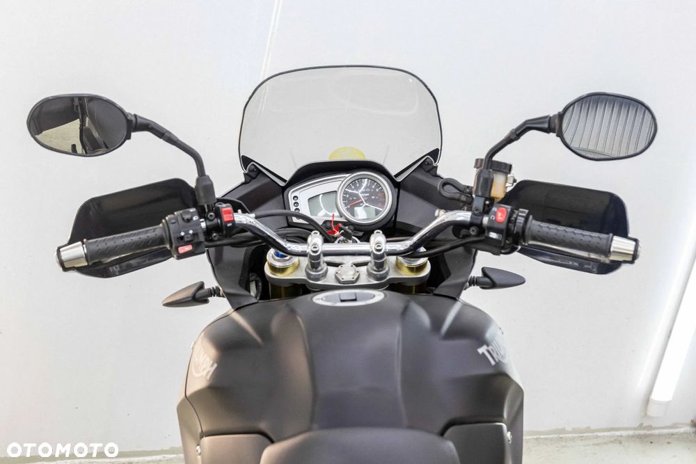 Triumph Tiger - 35