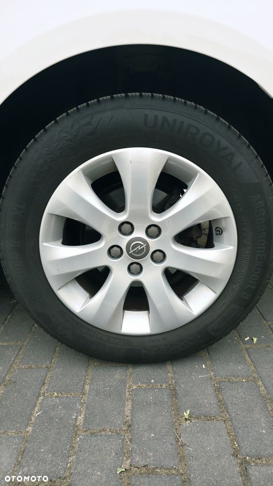 Opel Astra 1.4 Turbo Sport - 11