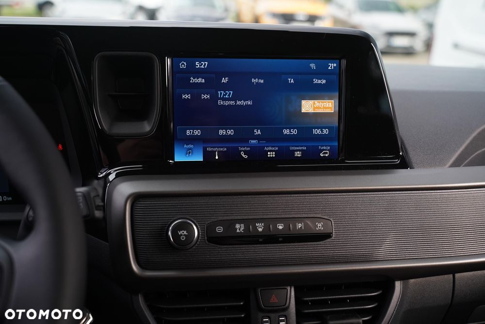 Ford Tourneo Courier 1.0 EcoBoost Trend - 24