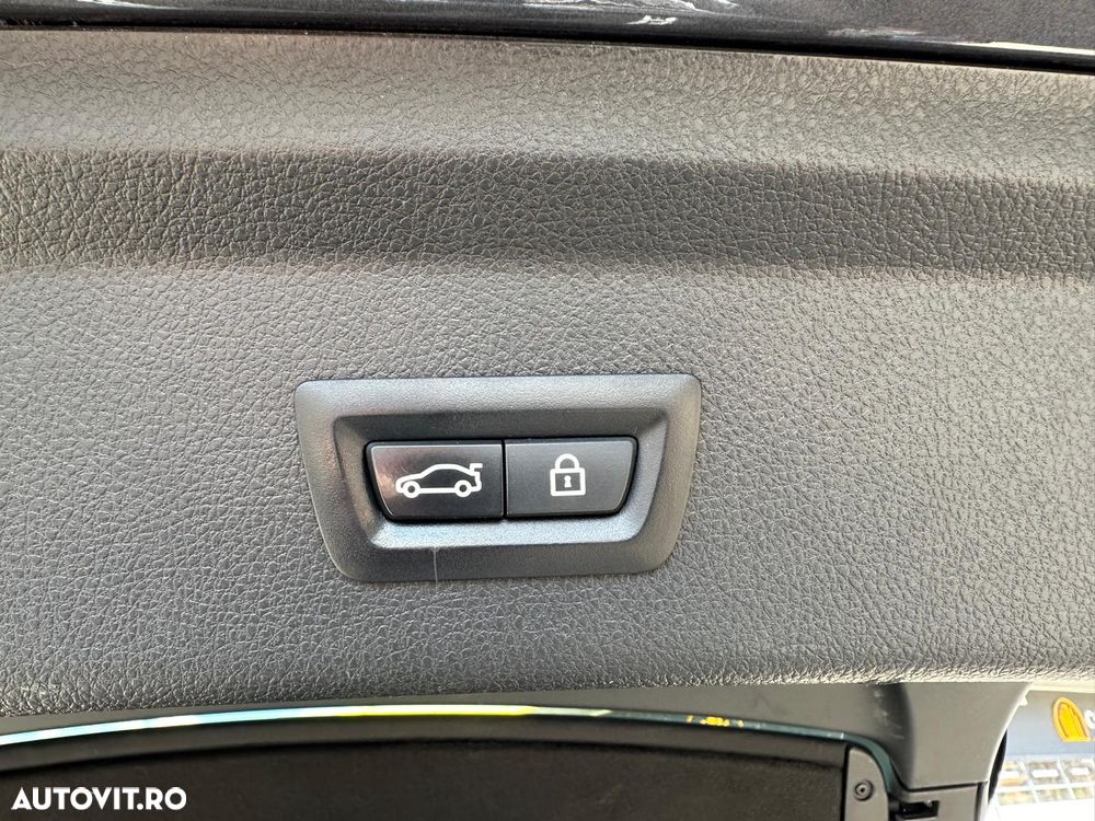 BMW Seria 3 330d AT Sport Line - 14