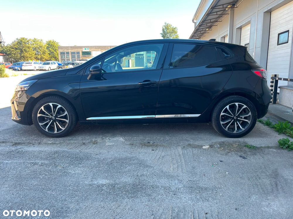 Renault Clio - 21