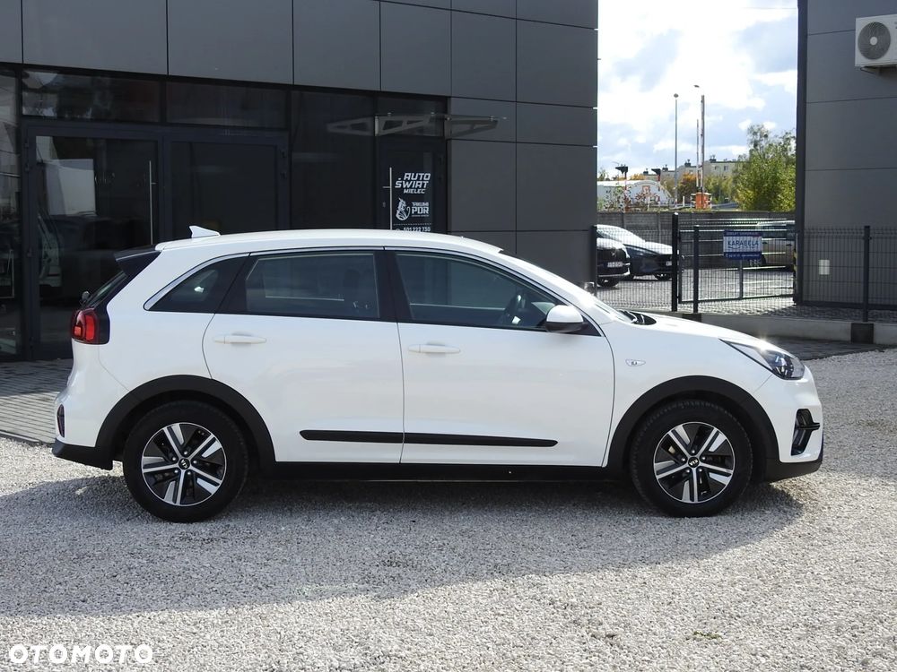 Kia Niro 1.6 GDI Hybrid L - 3