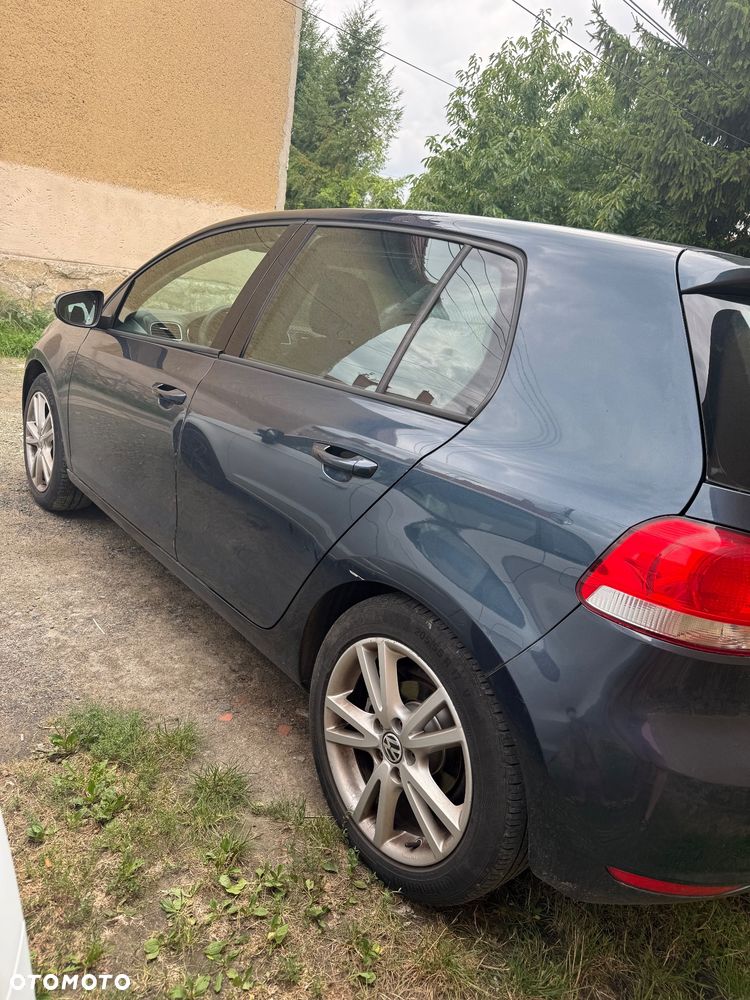 Volkswagen Golf - 5