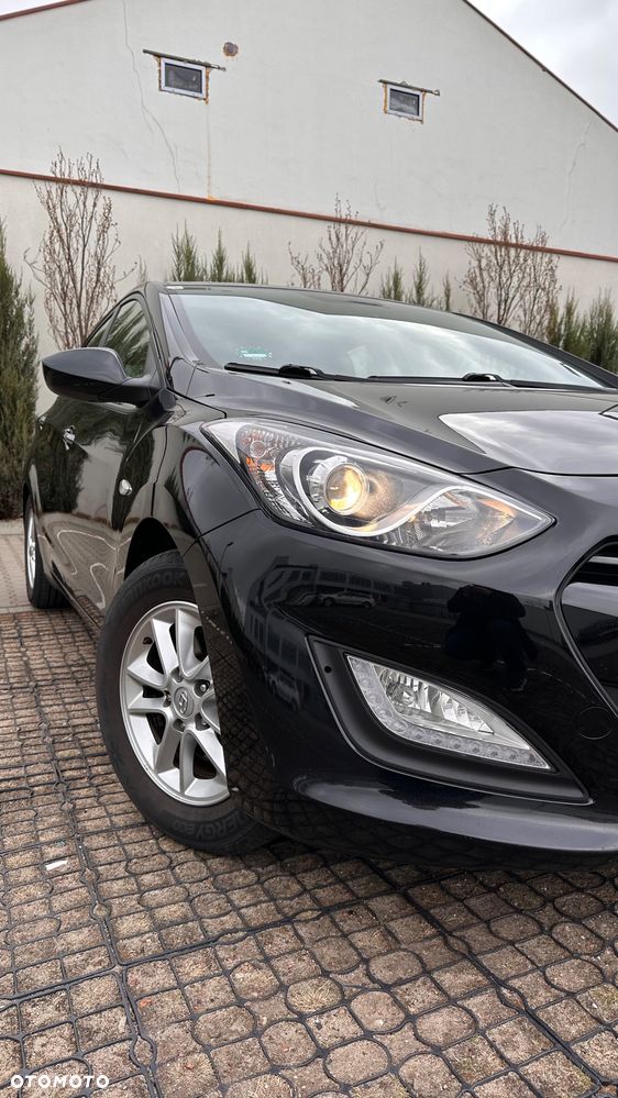 Hyundai i30 1.4 Comfort - 11