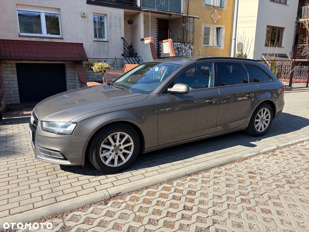 Audi A4 Avant - 32