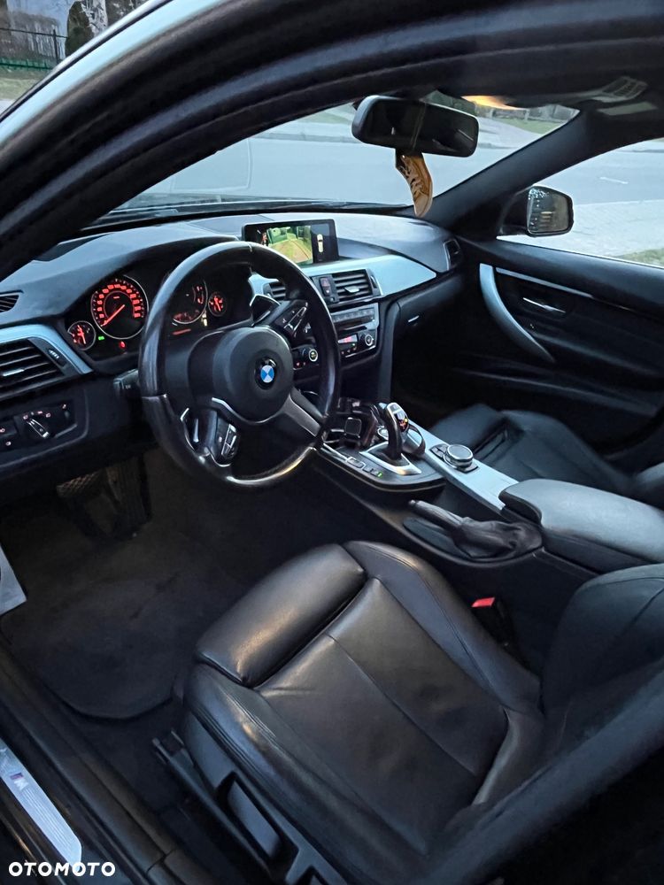 BMW Seria 3 320d xDrive M Sport - 15