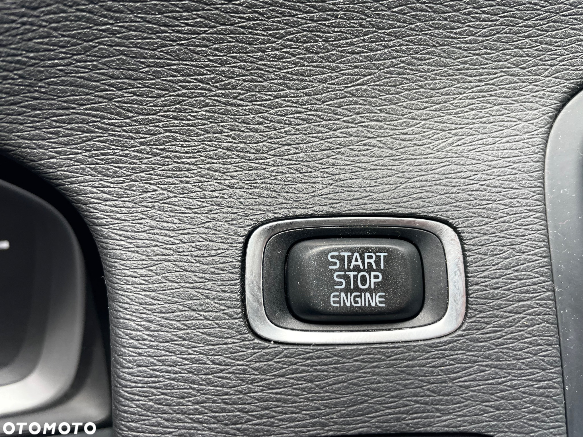 Volvo V60 D3 Geartronic Momentum - 22