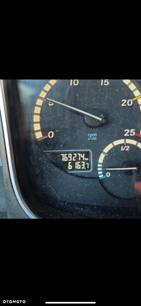 Mercedes-Benz Actros - 8