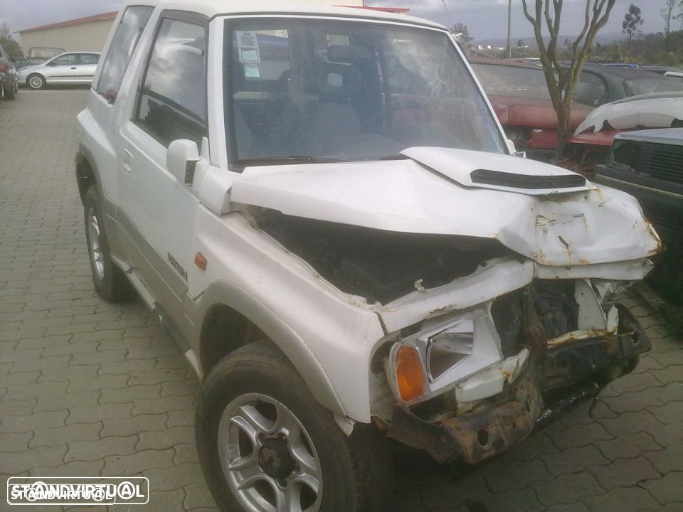 Traseira / Frente /Interior Suzuki Vitara 97 - 2