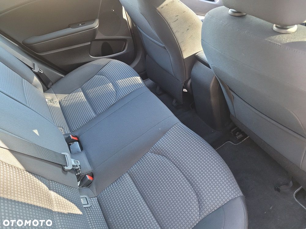 Kia Ceed 1.0 T-GDI 100 OPF Attract - 10