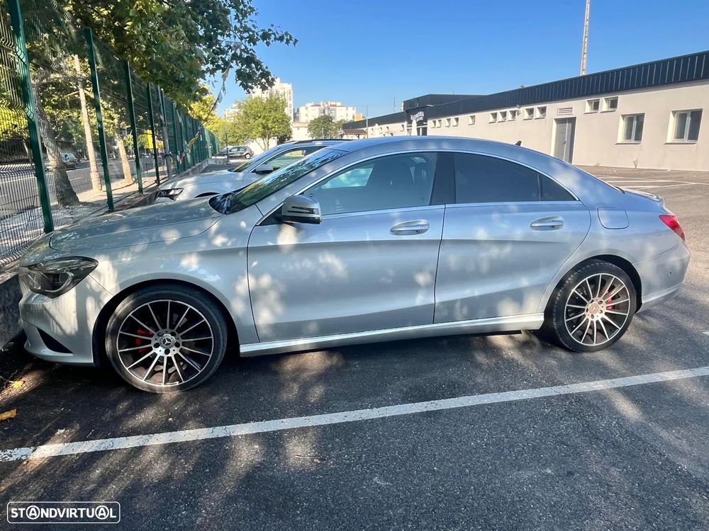 Mercedes-Benz CLA 220 CDI 7G-DCT - 4