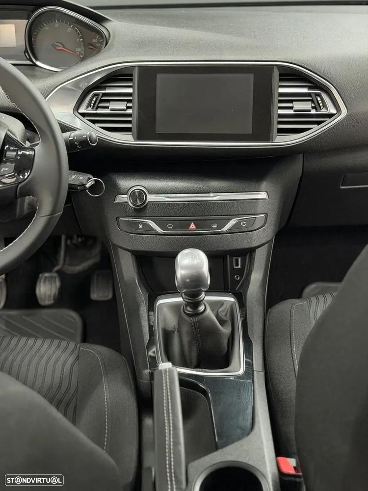 Peugeot 308 SW 1.6 BlueHDi Style - 21