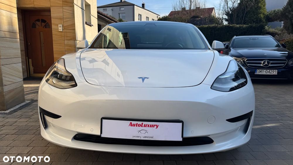 Tesla Model 3 Standard Reichweite Plus Hinterradantrieb - 13
