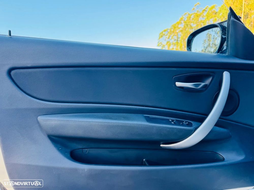 BMW 118 d Pack M - 16