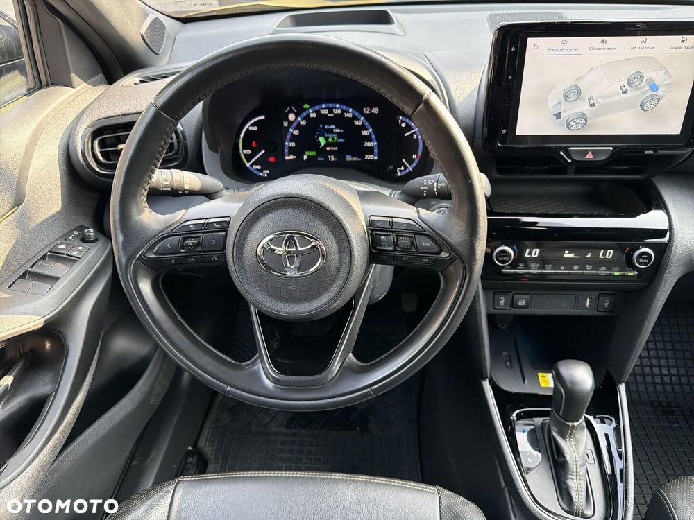 Toyota Yaris Cross Hybrid 1.5 Premiere Edition 4x4 - 20