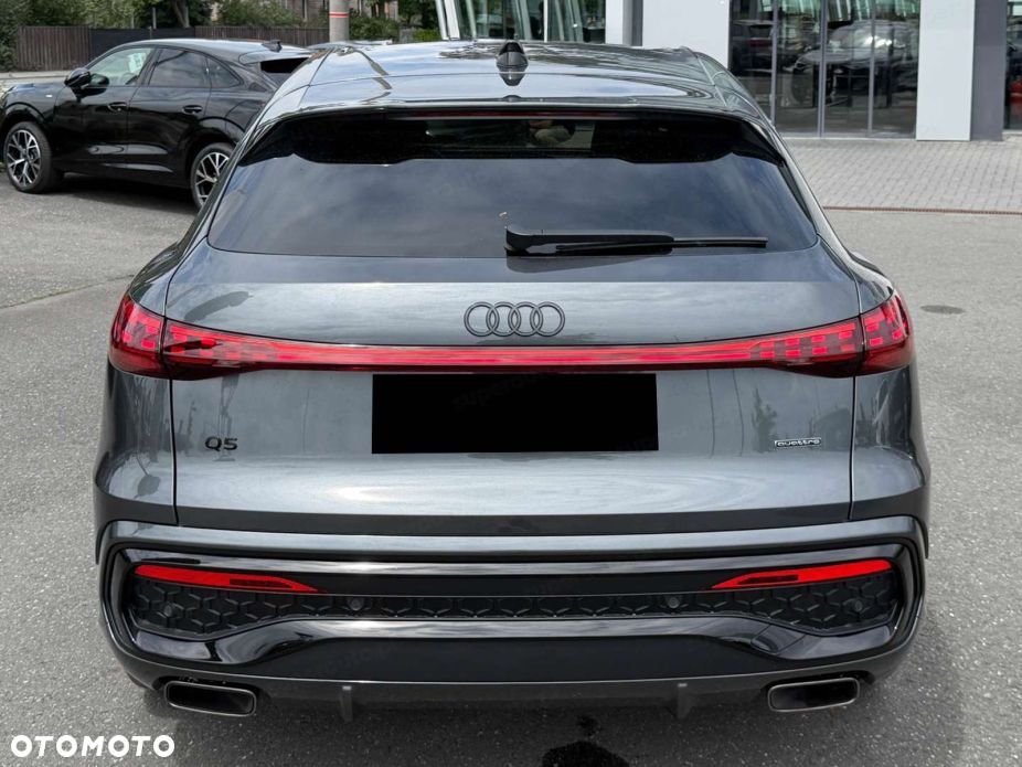 Audi Q5 Sportback - 3