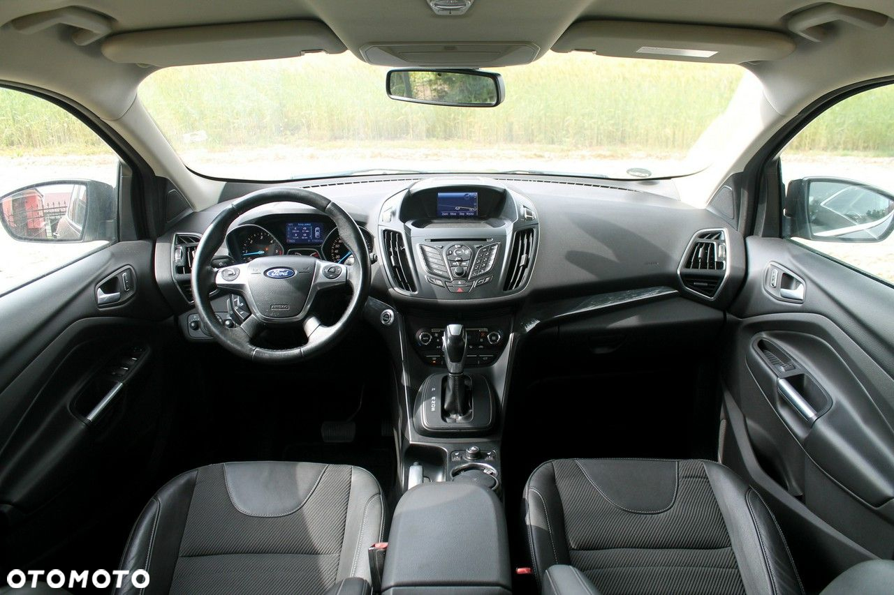 Ford Kuga - 8