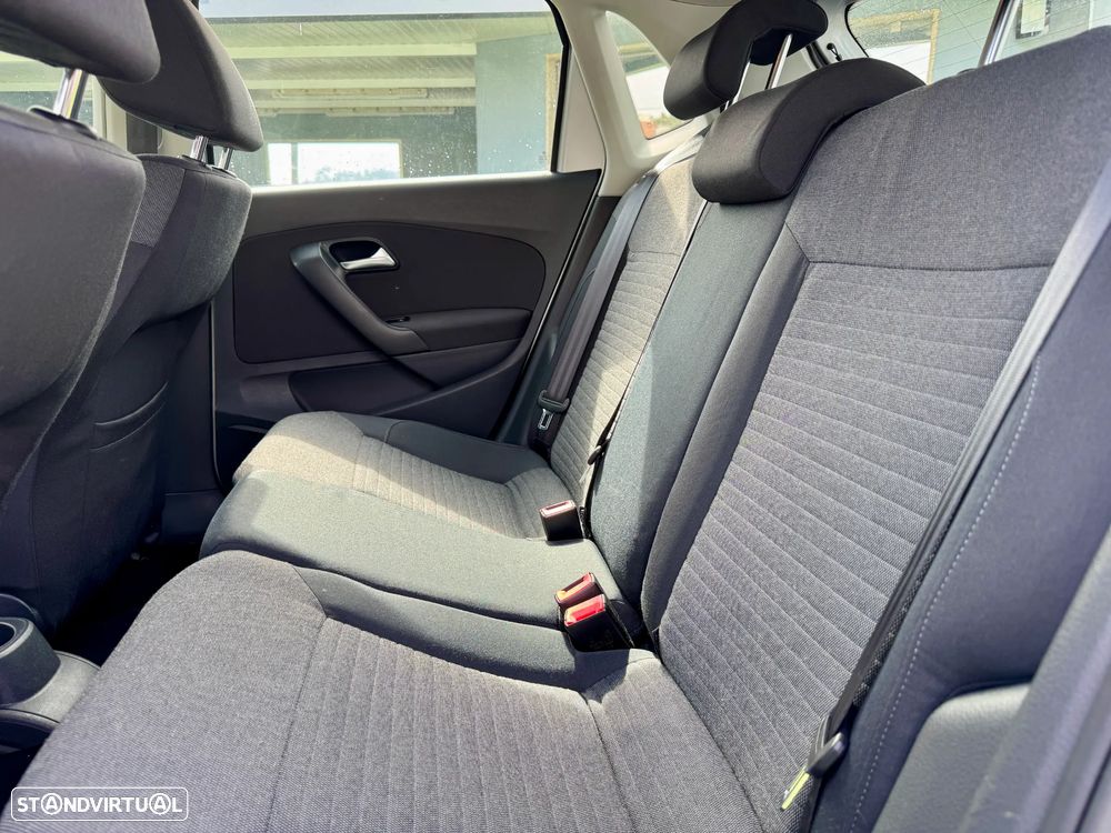 VW Polo 1.6 TDI Trendline - 13
