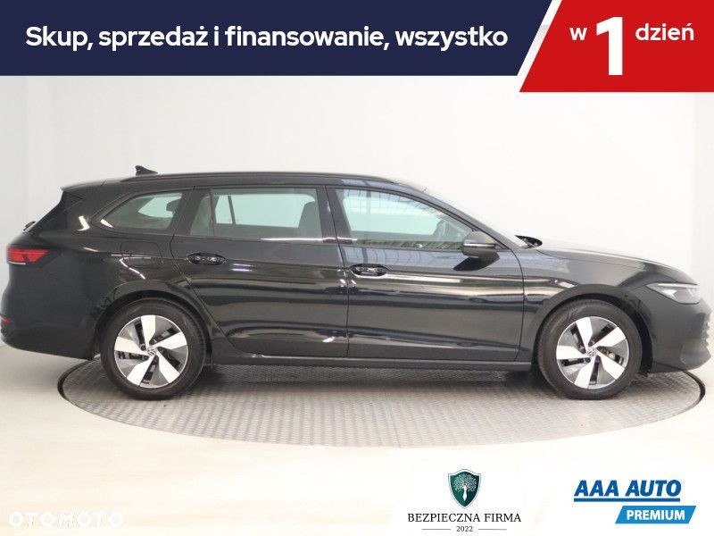 Volkswagen Passat Variant - 8