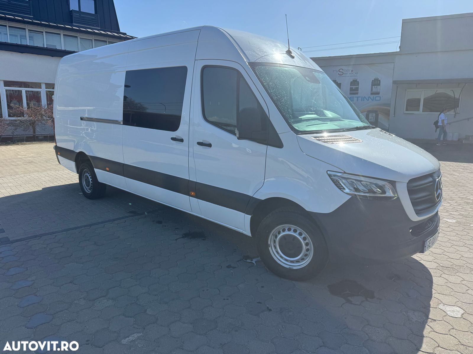 Mercedes-Benz Sprinter - 1