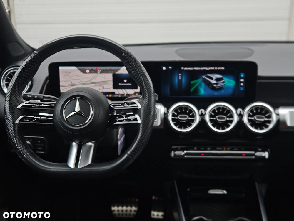Mercedes-Benz GLB 220 d AMG Line 8G-DCT - 36