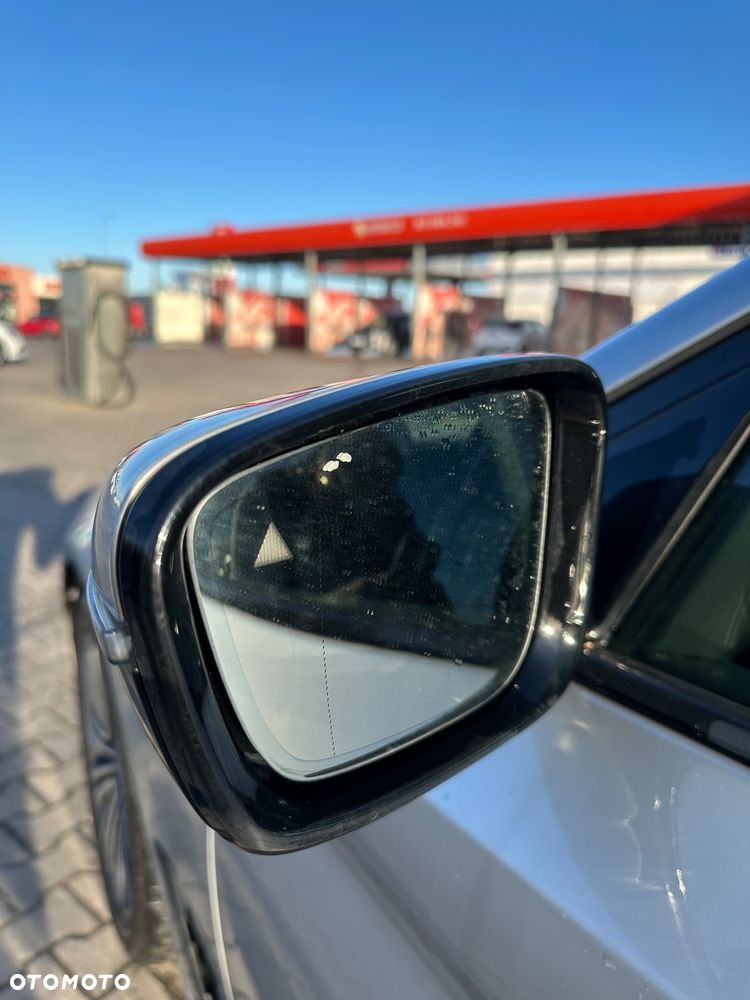 BMW Seria 5 520d Sport Line - 8
