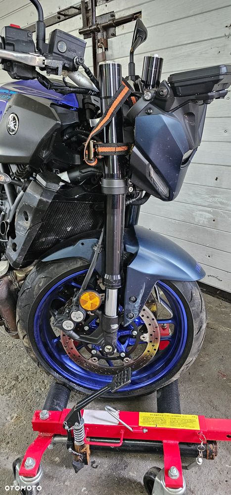 Yamaha MT - 12