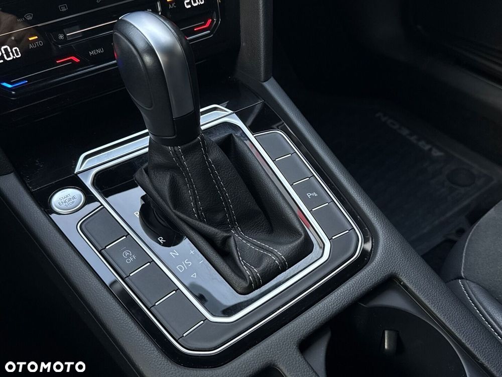 Volkswagen Arteon 2.0 TSI R-Line DSG - 26