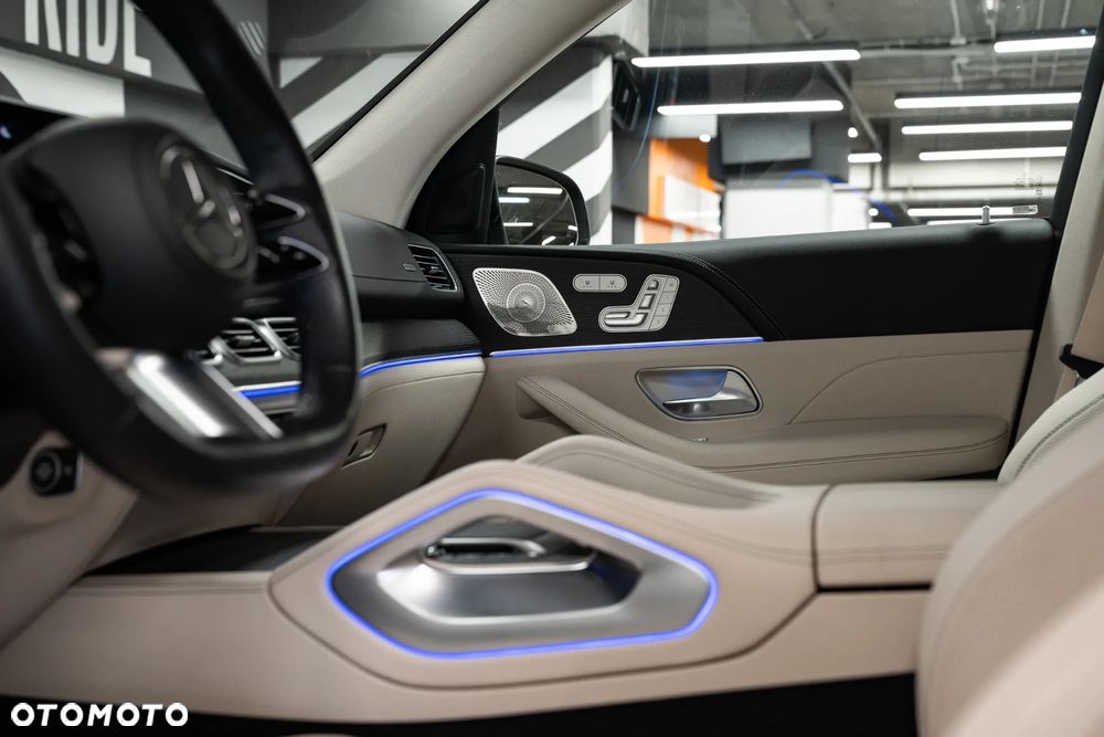 Mercedes-Benz GLS 450 d mHEV 4-Matic AMG Line - 28