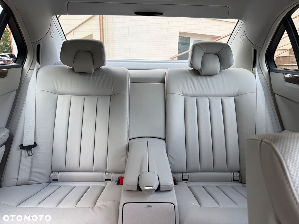 Mercedes-Benz Klasa E 300 BlueTEC HYBRID Elegance - 20