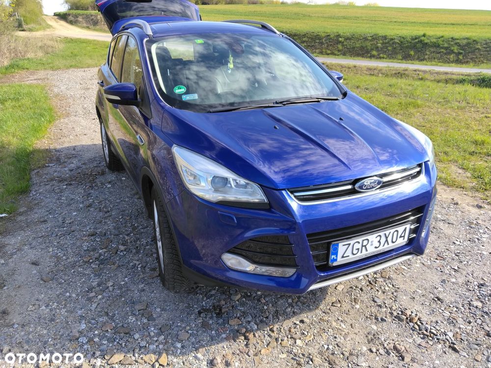 Ford Kuga 1.6 EcoBoost 4x4 Titanium - 3
