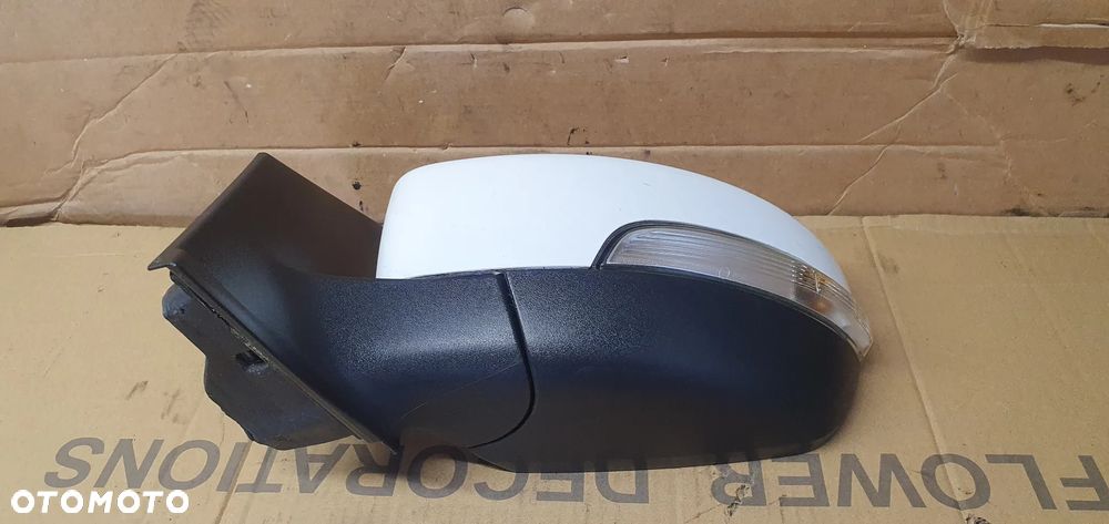 Lusterko zewnętrzne lewe 6 PIN Ford Kuga II MK2 5D - 5