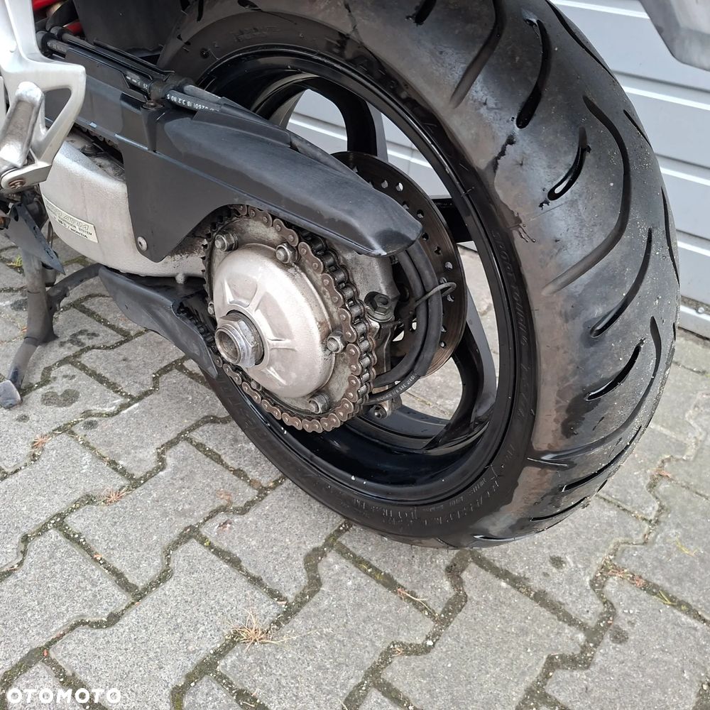 Honda VFR - 8