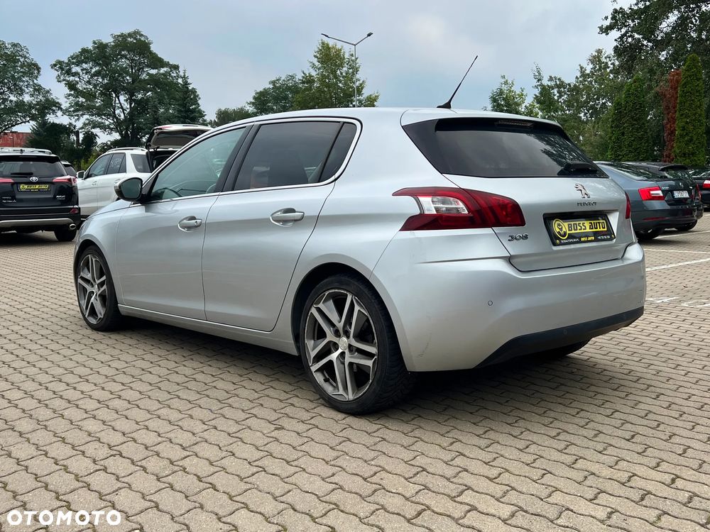 Peugeot 308 - 5