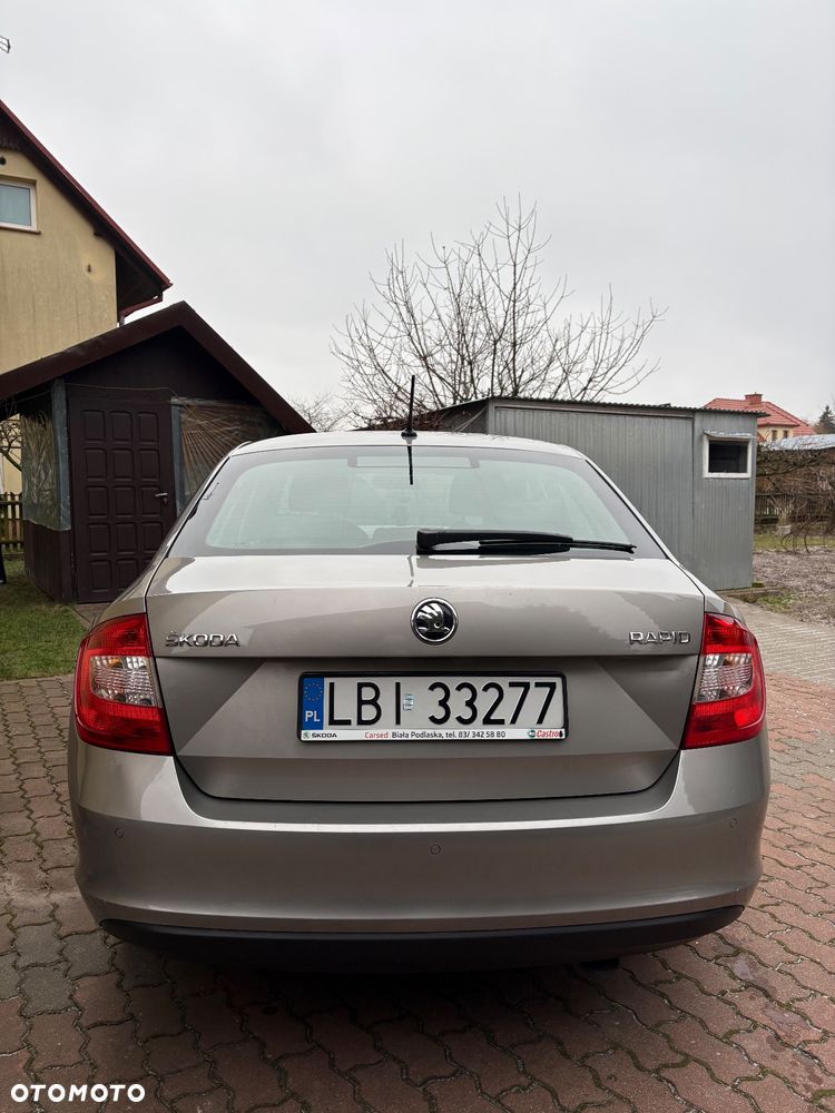 Skoda RAPID 1.6 TDI DPF Ambition - 5
