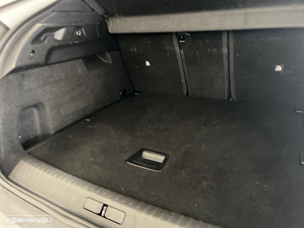 Peugeot 3008 1.2 Hybrid Allure Pack e-DCS6 - 15