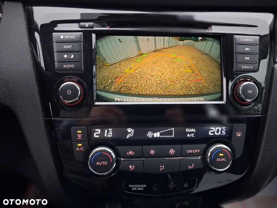 Nissan Qashqai 1.6 dCi Xtronic 360 - 21