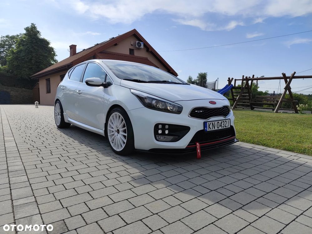 Kia Ceed 1.6 T-GDI GT L - 4