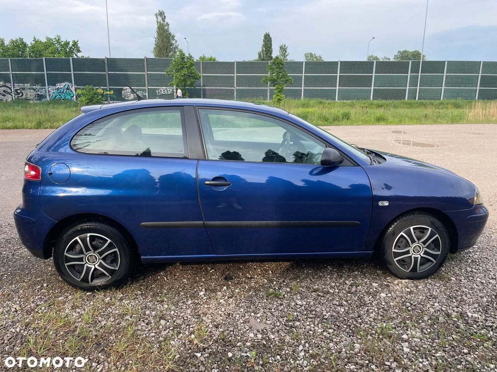 Seat Ibiza 1.4 16V Reference - 4