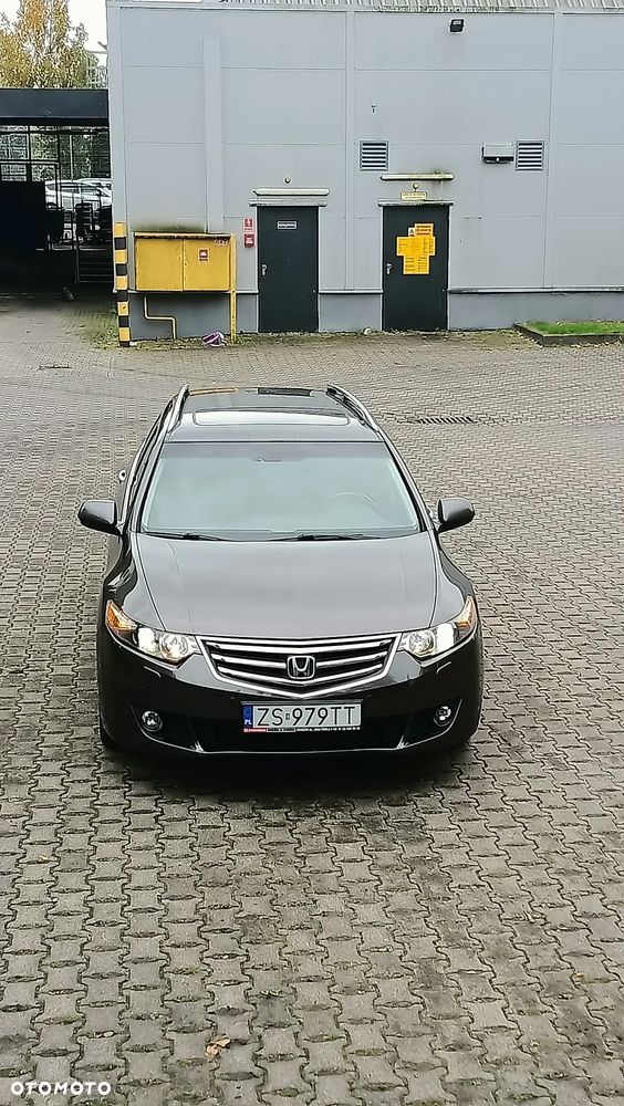 Honda Accord 2.0 Executive Nav - 20