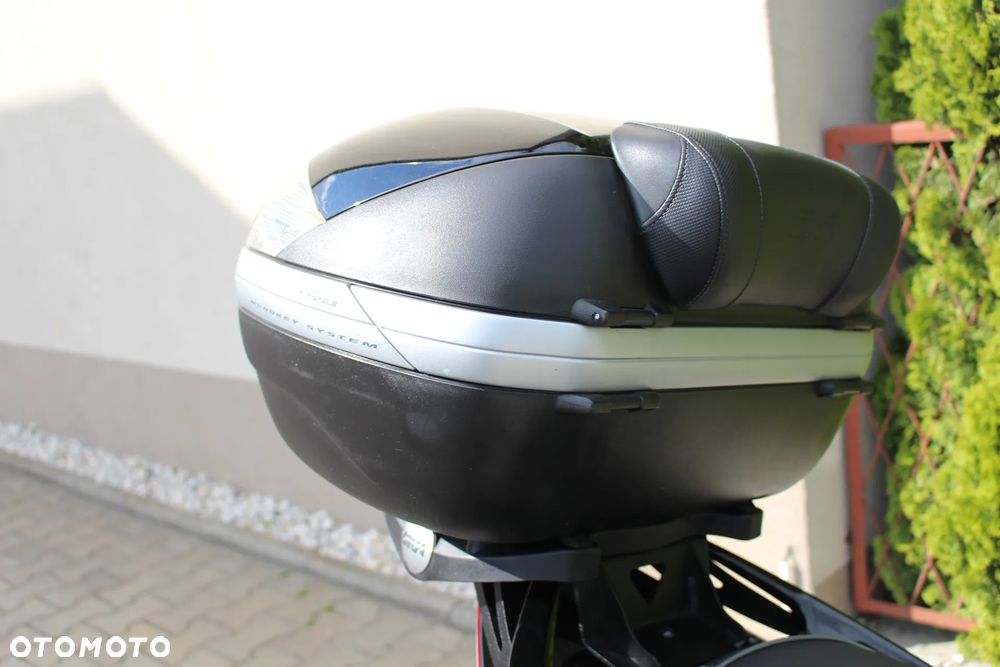 Yamaha Tmax - 26