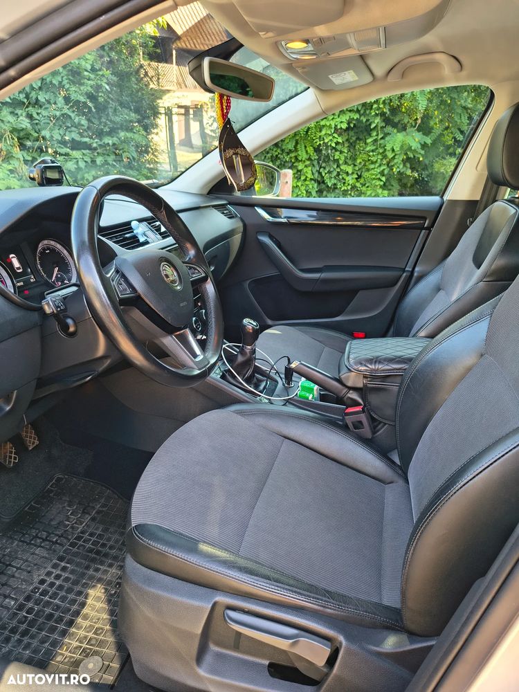 Skoda Octavia 1.6 TDI Clever - 8