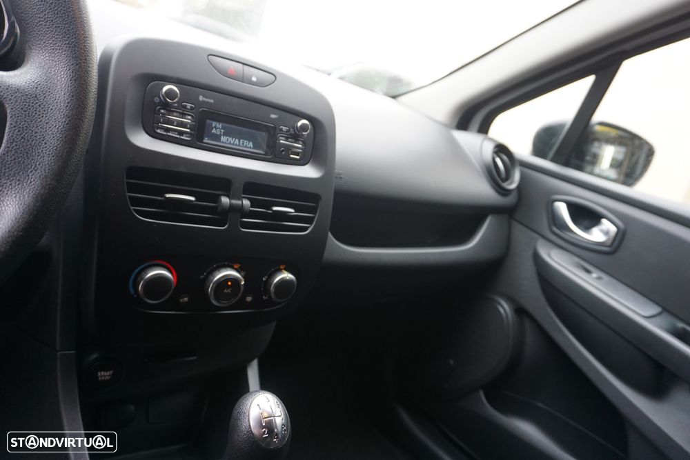 Renault Clio - 18