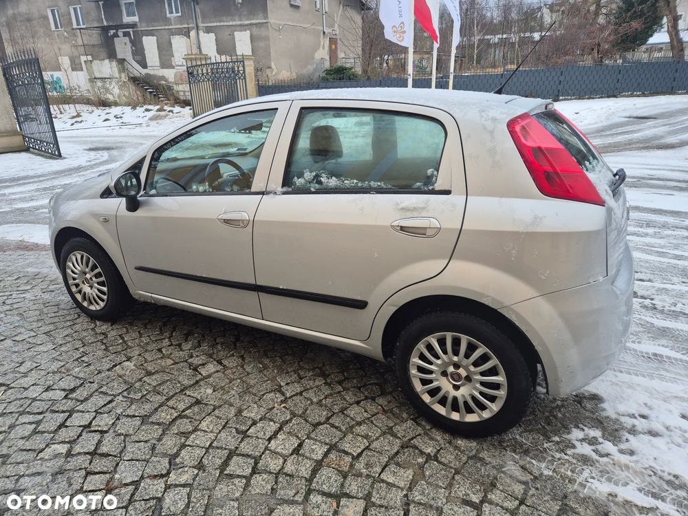 Fiat Grande Punto 1.4 8V Estiva - 2