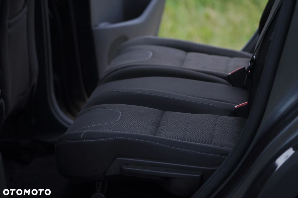 Ford Kuga - 6