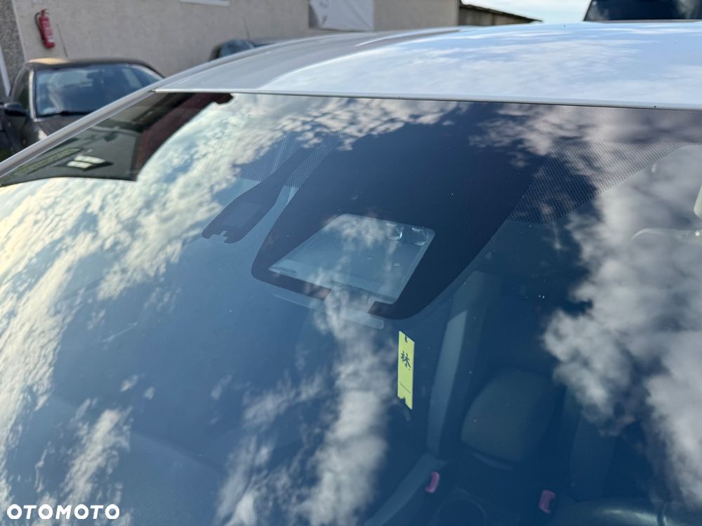 Toyota Auris 1.6 D-4D Executive - 37