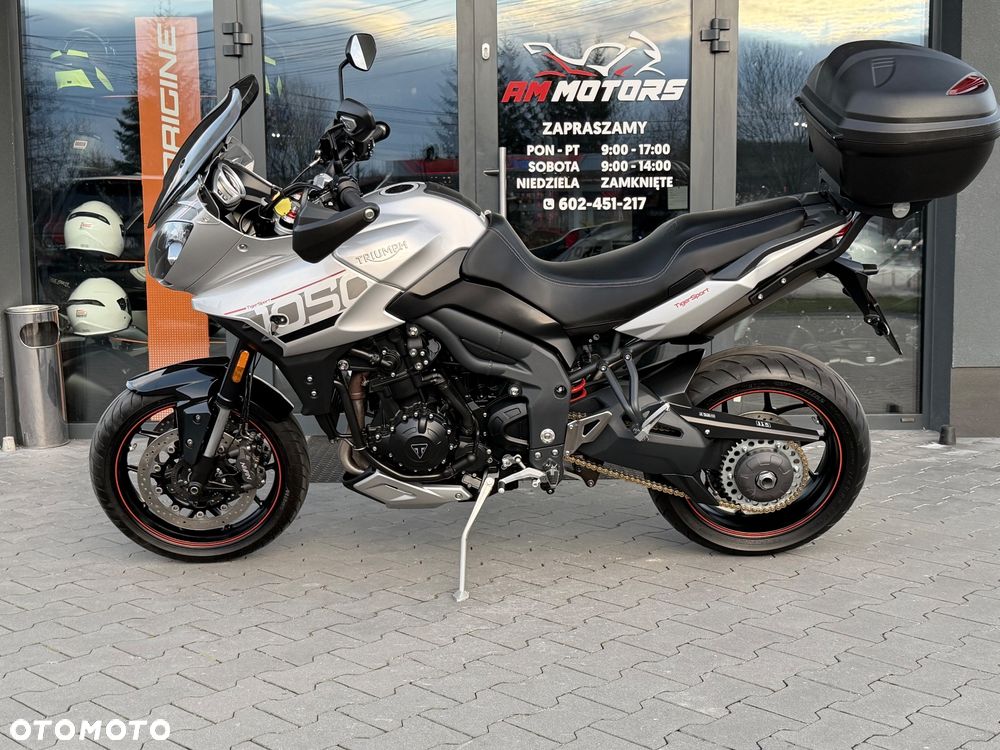 Triumph Tiger - 27