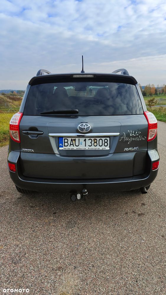 Toyota RAV4 2.2 D-CAT Premium - 8