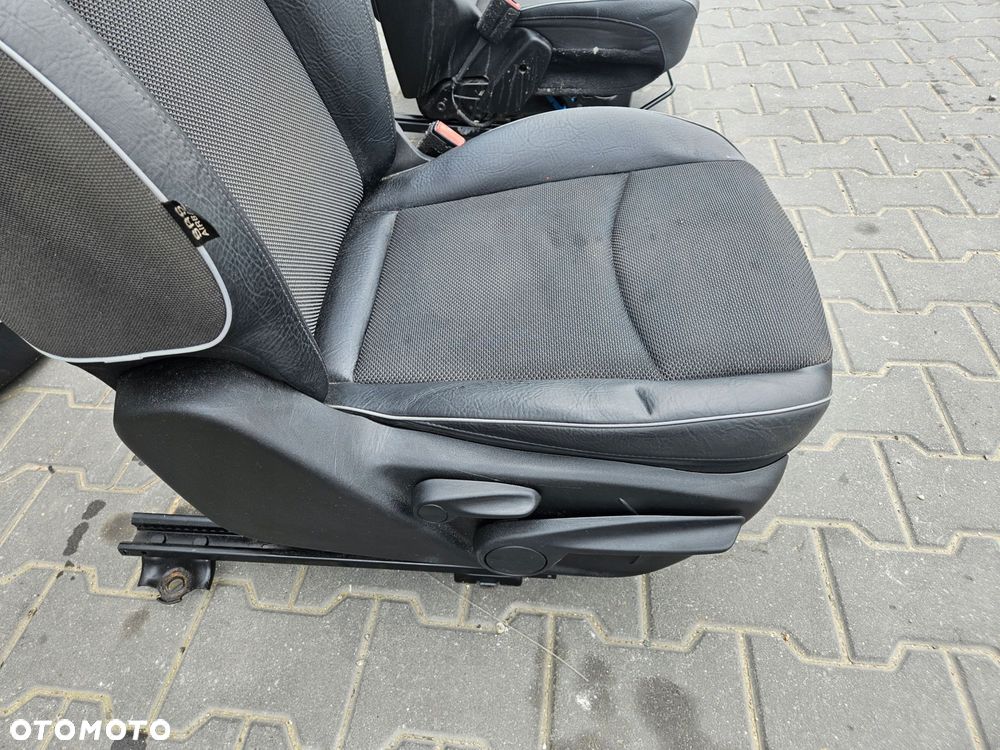 fotele wnętrze półskóra tapicerka fiat 500x - 5