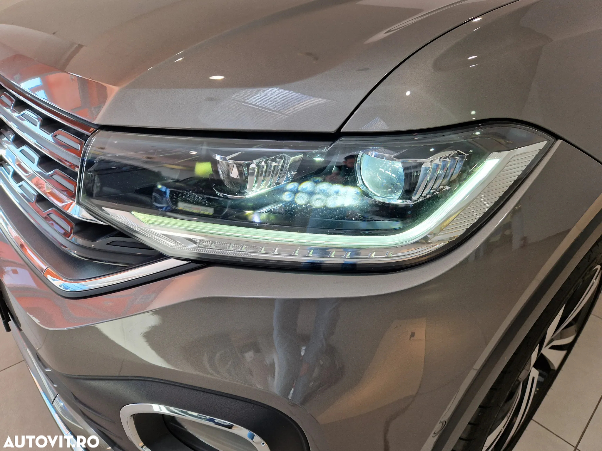 Volkswagen T-Cross 1.5 TSI DSG R-Line - 9